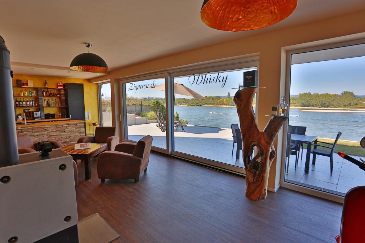 Rhein Lounge Apartment Urmitz Exterior photo